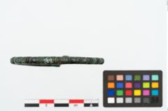 Foto von Bronzeperlarmreif (NHMW-PRAE-025241)